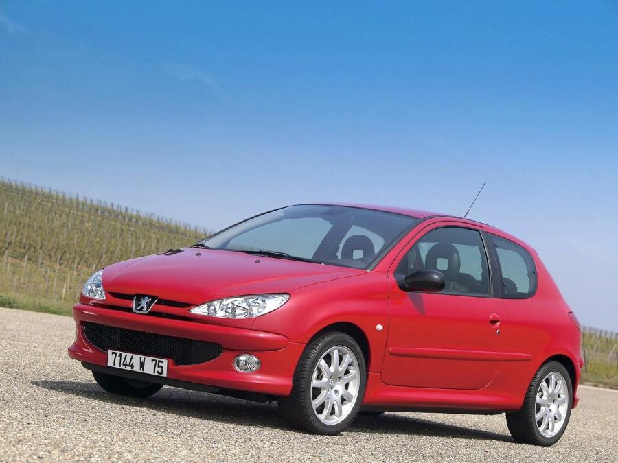  Peugeot 206 3-Door 2003 года  (WW) (фото 12 из 13)
